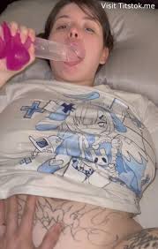 Honeymoon tittyely - Nude Fantasy Scene