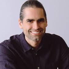 THE HOSTING TEAM 2022