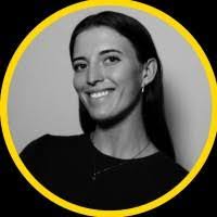 Beth Kingsbury's Instagram, Twitter & Facebook