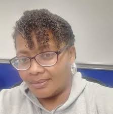 Seana Bell's Instagram, Twitter & Facebook