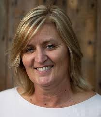 Amazon.com: Ethical Case Studies for Coach Development and Practice:  9781032519630: Smith, Wendy-Ann, Magadlela, Dumisani, Hirsch Pontes, Eva,  Clutterbuck, David: Books