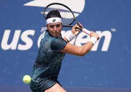 She goes with the name of ons janeur on twitter with 30.5k followers and @onsjabeur on instagram with 215k followers. Arabic Wta Player Ons Jabeur Net Worth Height Parents Boyfriend