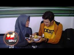 Disimak 4 tahun setelah lulus di smp n 1 pgri, betari ayu kembali bernostalgia kala dirinya berseragam putih. Betari Ayu Racik Mie Ayam Untuk Aditya Zoni Hot Shot 03 November 2017 Youtube