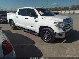 The toyota tundra crewmax was redesigned for the 2007 model year. Toyota Tundra Crewmax Sr5 2016 White 5 7l Vin 5tfew5f13gx207596 Free Car History