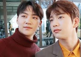 6028 播放 · 18 弹幕 【got7】有谦:哥哥老是欺负我tt 珍荣:(眼神辱骂) 草莓上加点芝士. Jb And Jinyoung Got7 Fan Art 43200502 Fanpop