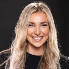 Shawn Horsley's Instagram, Twitter & Facebook