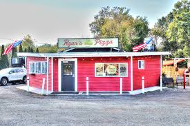Ryan's Famous Pizza & Food Truck — Pizza Takeout food truck in Castleton-On-Hudson, New York