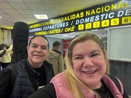 Y emprendimos el viaje con felices coincidencias con mis amados primos  🧳❤️🎉🙏 Mirtha Martinez de Ortiz Julio Cesar Ortiz Alderete Nelson Armando  Gonzalez Alborno