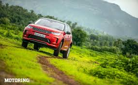 If you squint really hard, the updated discovery sport could easily be mistaken for a range rover model or its larger discovery. Back To Basics Land Rover Discovery Sport Review Motoring World