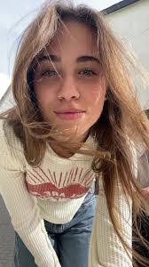 Haley Dyer's Instagram, Twitter & Facebook