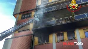 Uno a bari sardo, in mezzo ai canneti che costeggiano il fiume, e uno tra ilbono e scerí in località monte taré. Milano Incendio Devasta Appartamento In Via Bari E Morto Il Cane Dei Proprietari Di Casa Le Immagini