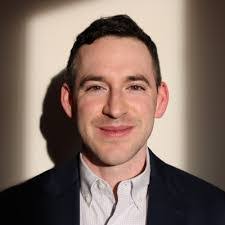 Ashley Aron's Instagram, Twitter & Facebook