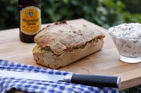 Denn sein eigenes brot backen ist gar nicht mal so schwer wenn man das richtige rezept dafür hat. Schnelles Bierbrot Ohne Hefe Kochliebe