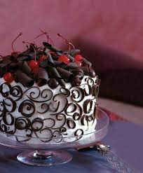 Pin By Rista Iwanti On Icing Chocolate Shavings Desserts Cupcake Cakes
