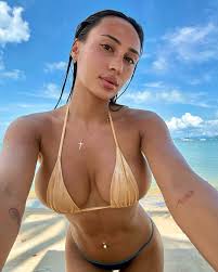 Linfluenceuse porno onlyfans du jour : Astrid Nelsia - Koideneuf Actu fun  et insolite