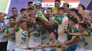 Defensa y justicia le ganó a palmeiras por penales y el nuevo campeón de la recopa sudamericana: Defensa Y Justicia Levanta La Copa Sudamericana De Futbol Momento Deportivo Rd