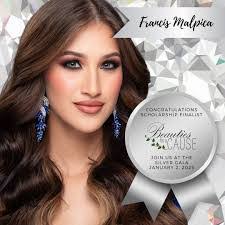 Valeria Jacobson's Instagram, Twitter & Facebook