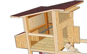 Amenagement Interieur Du Tracteur A Poule Poulailler Mobile Tracteur A Poules Poulailler Palette