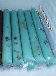 Cara buat aiskrim malaysia masa saya kecil dulu ramai orang yang menjual aiskrim malaysia sama ada di kedai ataupun dijual di rumah. Bluemint Dynamite Satu Lagi Aiskrim Malaysia Yang Sedap Rasanya Keluarga