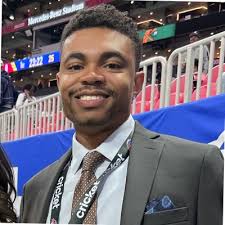 I was thrilled to be able to return to the Washington Commanders this  season, helping out as a Gameday PR Assistant.