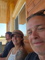 1/ Fruitful field trip to Coutts, Alberta today with Danielle Lockhart,  @amazingzoltan, and @rkraychik. Smuggler's Saloon (situated a short walking  distance from the US border) is a cheekiest name for a pub.