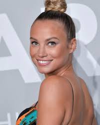 SLFMag — Rose Bertram rocked black eyeliner which extends...