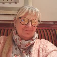 Phyllis Mcfarlane is fundraising for Cancer Research UK