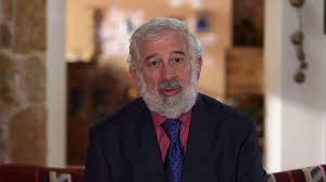 Θα ήταν μεγάλη μου τιμή αν μπορούσα να κάνω και να μάθω κάτι μαζί με τον γιώργο κιμούλη. Epixeirei Na Prolabei Pi8anh Kataggelia O Petros Filippidhs