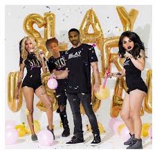 Ideas Slay Birthday Photoshoot With Friends Designer Clothes Shoes Bags For Women Ssense Birthday Photoshoot Birthday Goals Birthday Photos