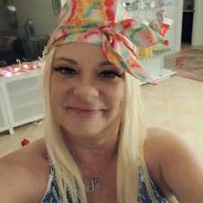 Who can help with installing light fixtures and hanging pictures in Pompano  Beach, Florida?