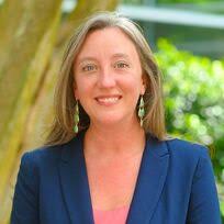 Amanda Vestal's Instagram, Twitter & Facebook