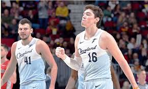 Nba'de cleveland cavaliers forması giyen cedi osman, sevgilisi ebru şahin'in yeni yaşını duygusal bir mesajla kutladı. Cedi Osman Ante Zizic Shine Vs Wizards Eurohoops