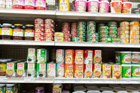 Can anyone translate the text in the image to english? 41 Best Things To Buy At An Asian Grocery Store