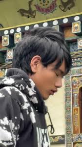 Chin Choe's Instagram, Twitter & Facebook