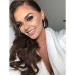 Alissa Hilliard's Instagram, Twitter & Facebook