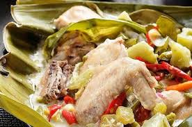 Garang asem adalah masakan olahan ayam yang dimasak menggunakan daun pisang dan didominasi oleh rasa asam dan pedas. Resep Garang Asem Ayam Pilihan Menu Masakan Nusantara Untuk Berbuka Puasa Yang Segar Dan Gurih Portal Jember