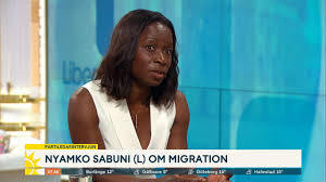 Nyamko sabuni is a member of. Nyamko Sabuni L Sverige Valkomnar Manniskor Men Slapper Inte In Dem I Sa Nyhetsmorgon Tv4 Youtube