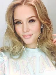 Zara maria larsson (/ ˈ z ɑː r ə ˈ l ɑː r s ən /, swedish: 16 Photos That Prove Zara Larsson Is Undeniably The Queen Of Instagram Capital