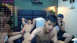 FOUR GAY LATINO TWINK ON CAM 4 - ThisVid.com em inglês