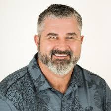 Lisa Cotroneo's Instagram, Twitter & Facebook