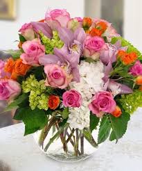 This Mother S Day Let The Flowers Do The Talking When You Send This Feminine Mix Of Florals That I Mothers Day Flowers Same Day Flower Delivery Flower Delivery