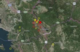 Ψυχραιμία και όχι πανικό συνιστούν οι ειδικοί σχετικά με τα μέτρα που πρέπει να λάβουν οι πολίτες σε περίπτωση σεισμού. Seismos Twra Sta Iwannina Ti Katagrafoyn Live Oi Seismografoi
