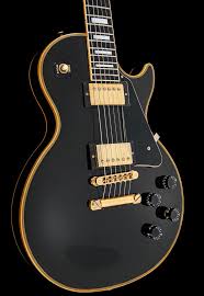 La gibson les paul custom de cette époque est surnommée « the fretless wonder » signifiant « la merveille sans frettes ». 1992 Gibson Les Paul Custom Ebony Headstock Repair Bigfoot Guitars