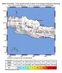 Gempa di bandung hari ini ‎@cadas tv news gempa terkini bmkg.pusat gempa bandung hari ini berada di darat.gempa di rasakan di skala ii mmi di daerah pacet. Bandung Jumat Pagi Gempa Guncang Majalaya