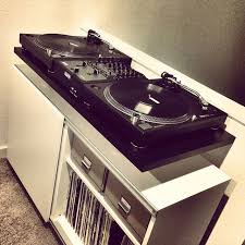 Ikea Hackers Turntable Desk Ikea Hackers Turntable Dj Room