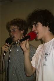 Oracular spectacular is an album defined by its singles first and foremost — time to pretend, electric feel, and kids — released as such throughout 2008, months after the album actually dropped. The Music Of Andrew Vanwyngarden Part One Oracular Spectacular And Before Memphis Magazine