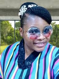 Praise for a submissive woman