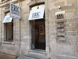Espace beaute eric zemmour, salon de coiffure l'oréal professionnel à principaute de faites confiance aux compétences professionnelles de votre coiffeur à principaute de monaco. Gregory Capra Eric Zemmour Coiffeur Createur A Avignon