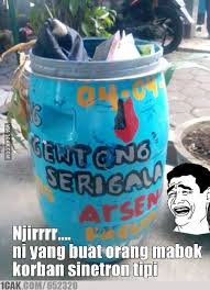 .center akan melaksanakan online workshop pengelolaan sampah organik pada hari minggu, 9 mei 2021 redaksi komunita.id menerima tulisan berupa liputan acara komunitas untuk dipublikasikan. 11 Tulisan Lucu Di Tempat Sampah Ini Mengundang Senyum Brilio Net Line Today