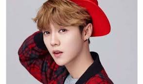 专业首发游戏帖子--看粉丝名字猜明星❤】 🏆颁奖仪式🏆 #棒棒哒冠军👑 @Amber Hui Ru粉粉😍-11 👉1张神秘图🌹  👉2张高清原图🌹 #不错哒亚军👑 @白雨琴💛-7 👉1张装饰图🌸 👉2张高清原图🌸 #安慰奖👑 @Eva Yii Ying  Huey💛-3 👉2张高清原图🌷 「谢谢你们の参与😘❤」 #总管 ...